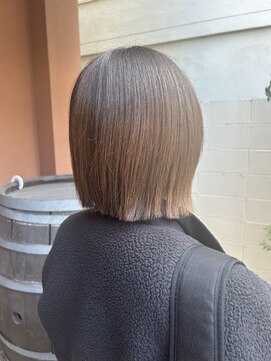 ココカラヘアー プラス(cococara‐hair plus) 切りっぱなしボブ/タッセルボブ/ナチュラルストレート