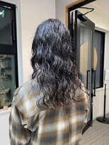 ナループロア ハチ(Nalu pu loa hachi) ハードパーマ/くるくるパーマ/ロングパーマ/スパイラルパーマ