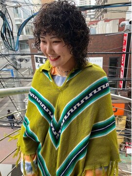 フィン(fin,) fin, ケアブリーチカラー/ハイトーン/ダブルカラー/パーマ/天神