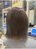 切りっぱなしボブミルクティーベージュ透明感カラー20代30代