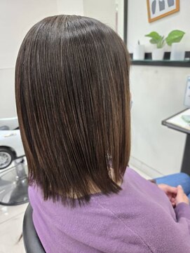 アルバ 津城山店 酸性ストレート