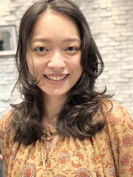 エン(YENN) レイヤー×デジタルパーマ