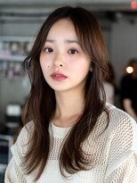 エインアンリー 明治神宮前(AIN.ANLY.) イメチェンミディアムレイヤーロングレイヤーカット顔周りカット