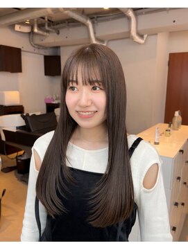 ロッシ 吉祥寺(ROSSI) 顔まわりレイヤーカット