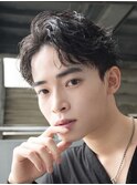 大分フェザーショートシャドウパーマセンターパートウルフゆるめ