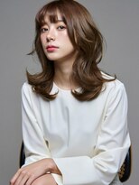 キヴィ(kivi)&nbsp;艶めく大人セミロング オーガニックカラー×白髪ぼかし