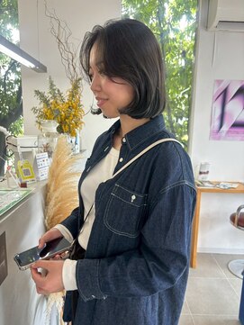 O 小顔カット暖色系カラー抜け感ナチュラルボブ