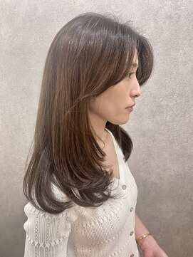 グラビートーキョー(GRABY tokyo) ローレイヤー×グレージュ