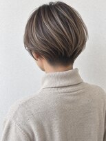 ヘイ 松本店(HEY)&nbsp;【HEY 松本】刈り上げショート×デザインハイライト