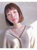 オフィスでも好感度の高い清潔感のあるシンプルボブ《小顔》