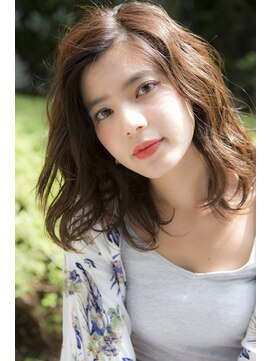 ミエル ヘア 新宿(miel hair) 〈mielhair新宿〉大人可愛いナチュラルウェーブ　TOKIO