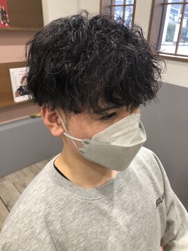 リヴァイヴ(revive) カット+パーマ