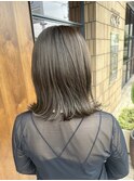 オリーブブラウン