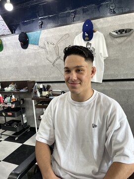 トライブ(TRIBE) フェザーアップ