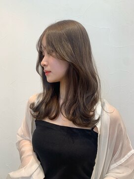 ビュートヨナカ(VIEW TOYONAKA) ミディアムヘア/前髪あり/髪質改善/白髪ぼかし/阪急豊中