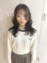 リト(riTo)&nbsp;20代30代オリーブグレージュくびれヘア韓国レイヤーロング