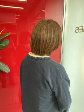 ブル 大人の女性の艶髪
