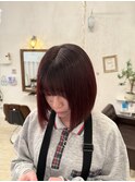 切りっぱなしボブ＋ボルドーカラー