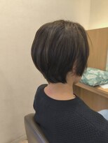 ウイバイファースト(u'i by first)&nbsp;グレージュのショートスタイル