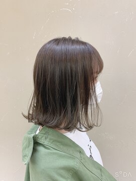 エリス ウメダ(Eliss umeda) 【秋カラー】外ハネボブアッシュグレージュ