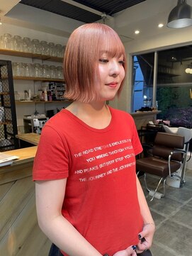 チックタック モーガン エアライン(TICK-TOCK MORGAN airline) 柔らかピンクベージュ×切りっぱなしボブ