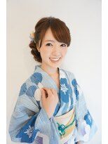 シュエット(Chouette)&nbsp;華やかサイドアップ〈浴衣スタイル〉