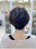 ハイライトカラー×コンパクトショートカット[30代40代50代60代]