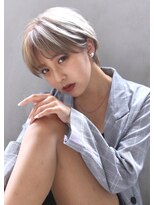 ブラン 梅田(Blanc)&nbsp;【Blanc】ハイトーンショート＿ダブルカラー＿耳かけ716