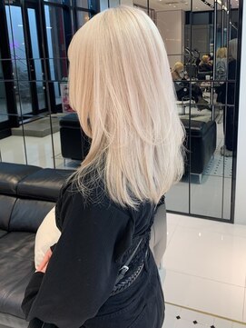 キーン 吉祥寺店(keen) 《keen×MURAKAMI》ホワイトブロンド×レイヤーカット