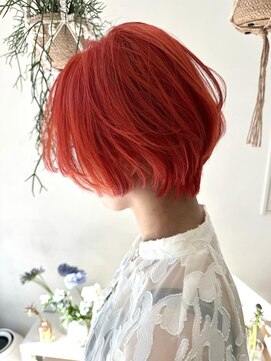マロウイヴ(mallow eve) 《花屋併設》オレンジカラー/ショートヘア