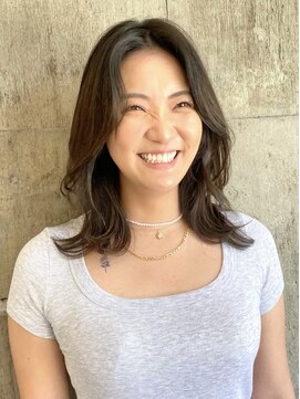 ハーフアンドハーフ(HALF and HALF) レイヤーカット/毛流れ美人