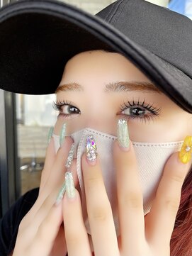 エイン(EYN) 細め束感の上下design