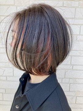 ヘアーグルーミング アイム(Hair &Grooming aim) 【レディースカット】ふんわりグラボブ×インナーカラー