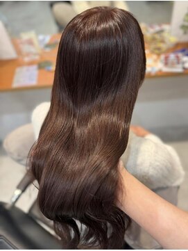 ほんのりピンクブラウン