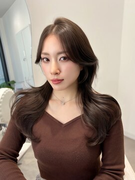 韓国ヘア/レイヤーカット/小顔ヘア/顔まわりカット/前髪カット