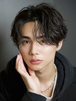 ルーシー 渋谷(LUCEY)&nbsp;センターパートフェザーパーマシャドウパーマメンズパーマメンズ