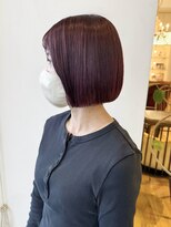 ルッツ(Lutz. hair design)&nbsp;3/5 切りっぱなし ボブ ワインレッド【千代田彩夏】