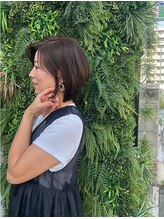 サロンドヒューレー(salon de HYLE) AYA