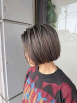 ソアロ(SOARO)&nbsp;岐阜ショートボブバレイヤージュグレージュ20代