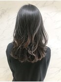ふんわりの質感のデジパーセミロング