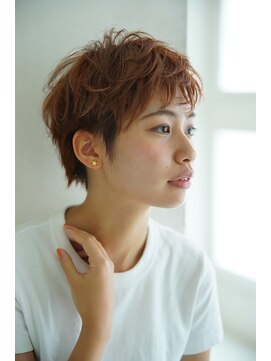 モザイク(MOSAIQUE) 【東三国/新大阪】動きのあるコンパクト×刈り上げ☆ショート