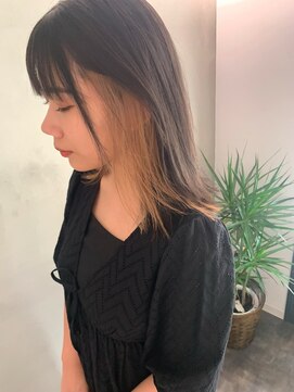 リシェスバイエンヴィー 西宮北口(Riches by ENVY) イヤリングカラー ベージュ