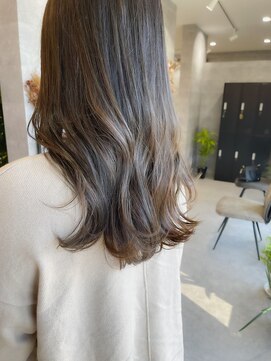 ニコル(NICOLL) 柔らかな質感、グレージュカラー