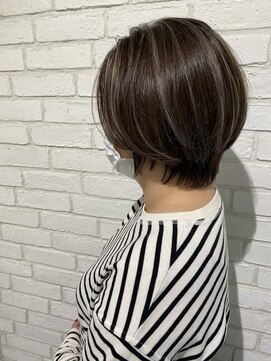 アヘッド(ahead) コントラストハイライト×ショート