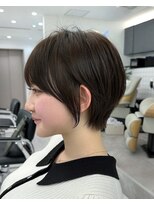 アマトウキョウ 表参道(AMA TOKYO)&nbsp;前髪カット　斜めバング　マッシュヘアー　おおばたける