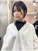 黒髪風カラー韓国カラー耳かけショートヘア