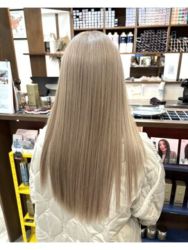 ルイ(ROUIS produced by LUCK 津田沼) ROUIS 津田沼 ホワイトベージュ