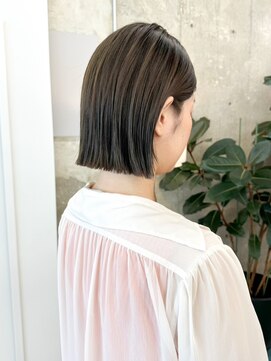 ノエ(noe) 切りっぱなしボブ(20代/30代/ベージュ/グレージュ)Y72