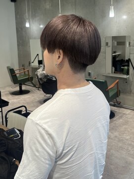 モニカ 栄店(MONIQA) ブラウンカラー