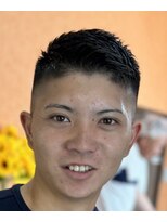 ピシャッとニ代目銀二郎&nbsp;スキンフェードカット